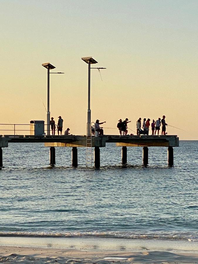 Central Views Jurien Bay Esterno foto