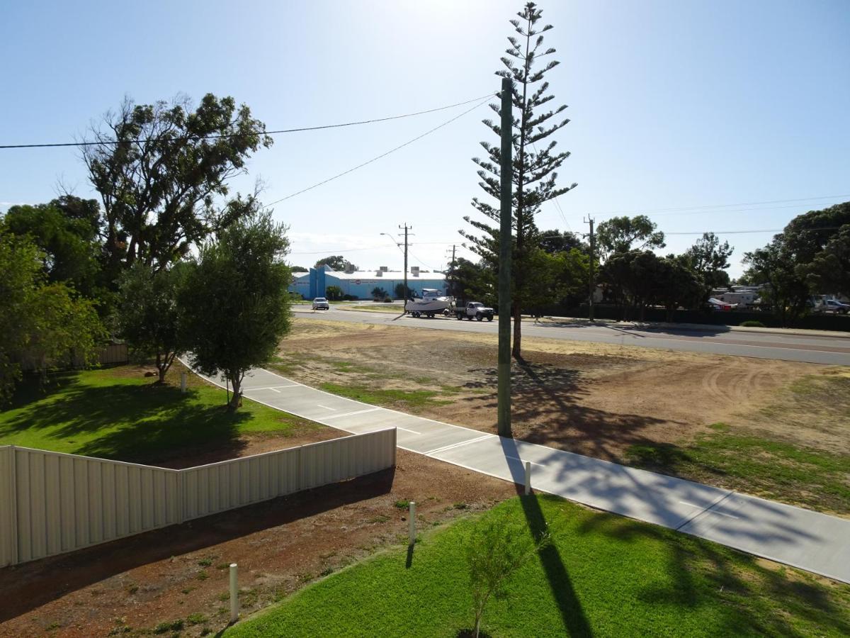 Central Views Jurien Bay Esterno foto